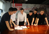 中国品牌门窗网(图3) 跨界合作新典范:鑫华派铝业与意大利设计师共创未来